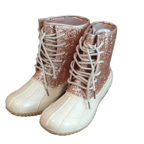 NWT Sugar Duck Boots - Picture 1 of 6